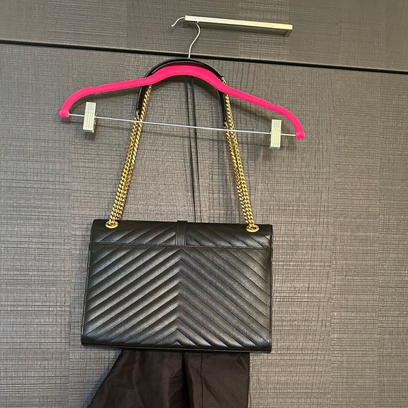 YSL Large Monogram Matelasse Envelope Bag - Saint Laurent - Picture 3 of 12